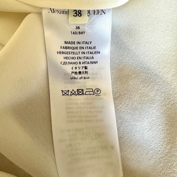 Alexander McQueen Silk Bow Blouse in Cream - Picture 9 of 9